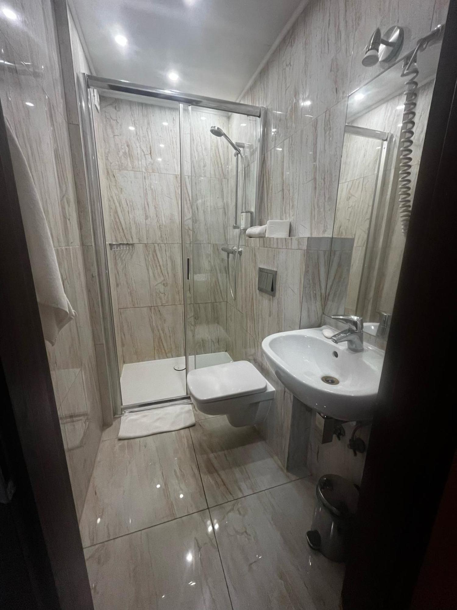 Abak Bed & Breakfast กดัญสก์ ภายนอก รูปภาพ