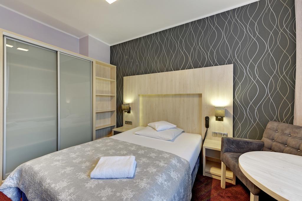 Abak Bed & Breakfast กดัญสก์ ภายนอก รูปภาพ